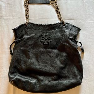 Tory Burch Black Leather shoulder bag with Gold Chain strap